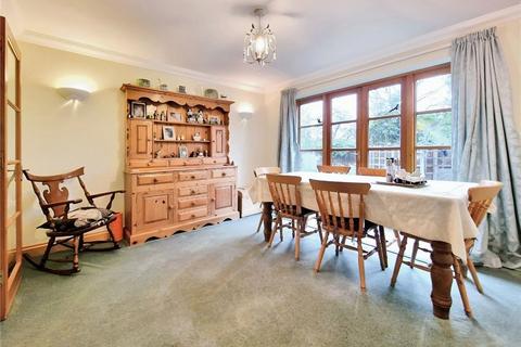 River End Cottage River Row, Farnham, GU9 8UA