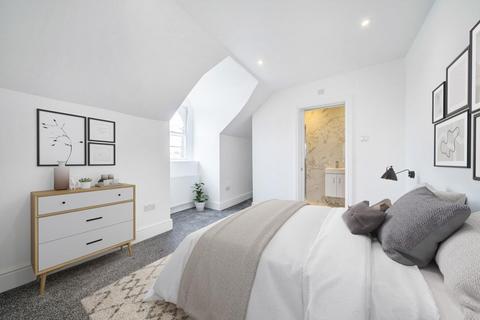 4 bedroom maisonette for sale, Merton Road, Southfields