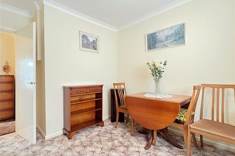 44 Kings Drive, Bradford, BD2 1PX