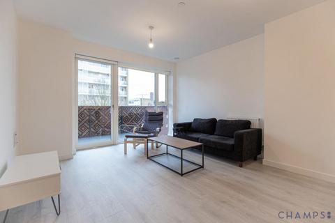 2 bedroom flat to rent, Garraway Apartments, London, W3