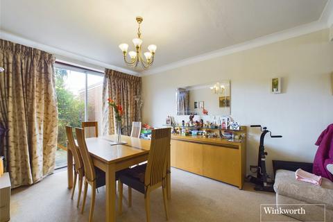 29 Waltham Avenue, London, NW9 9SH