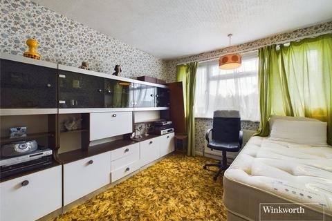 29 Waltham Avenue, London, NW9 9SH