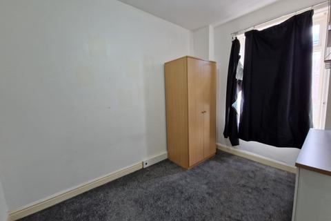 2 bedroom terraced house for sale, Heron Street, Oldham, OL8