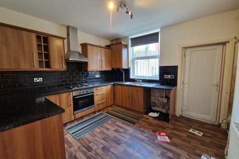 81 Heron Street, Oldham, OL8 4LX