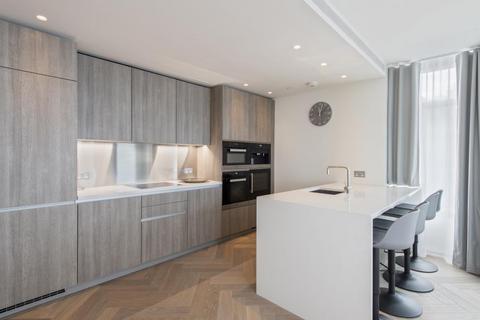 2 bedroom apartment to rent, Principal Tower, London EC2A