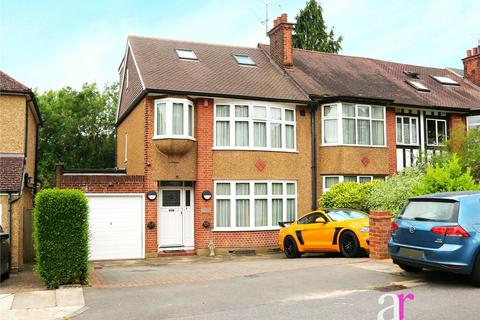 3 bedroom end of terrace house for sale, Windmill Gardens, Enfield, Middlesex, EN2