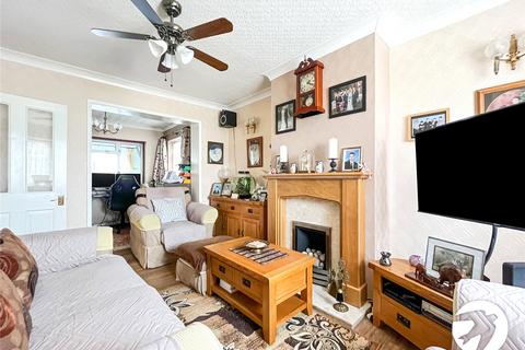 8 Holly Road, Rochester, ME2 2JS