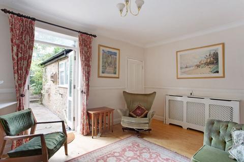 74 Haliburton Road, Twickenham, TW1 1PH