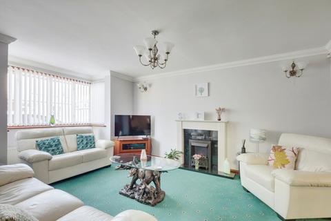 4 bedroom detached house for sale, South Avenue, Southend-on-sea, SS2