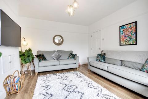 12 Ashleigh Crescent, Barnstaple, EX32 8LA