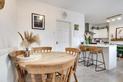 12 Ashleigh Crescent, Barnstaple, EX32 8LA