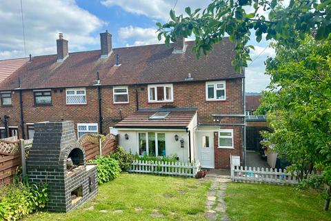 32 Reston Path, Borehamwood, WD6 5AU