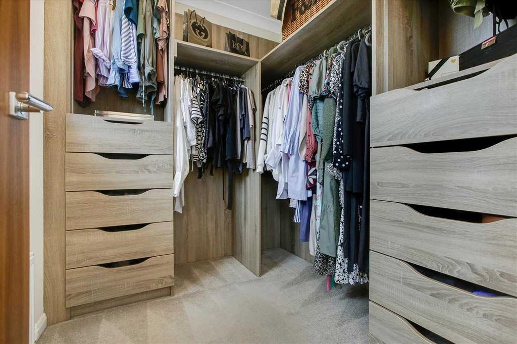 Walk In Wardrobe