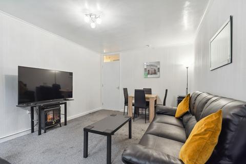 2 bedroom flat for sale, Grendon Court , Stirling , Stirlingshire, FK8 2JX