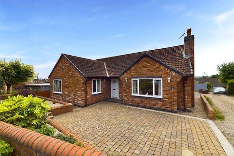 3 bedroom detached bungalow for sale, Pilsley S45