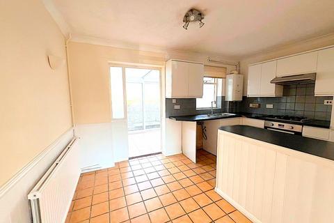 2 bedroom terraced house to rent, Keymer Close, St Leonards-on-Sea, TN38