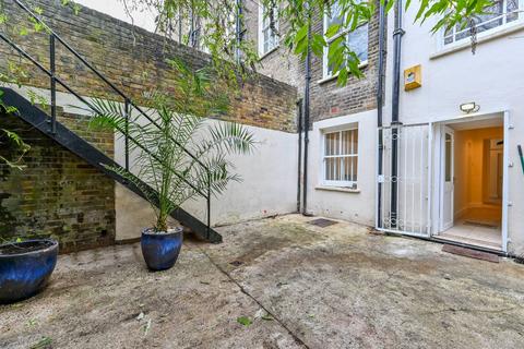 2 bedroom maisonette to rent, Harrington Square, Camden, London, NW1