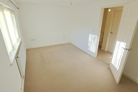 2 bedroom flat to rent, Shackleton Road, Gosport PO13