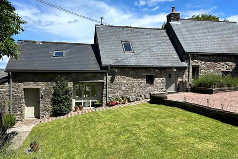 3 bedroom detached house for sale, Hillside, Llangattock, Crickhowell, Powys, NP8