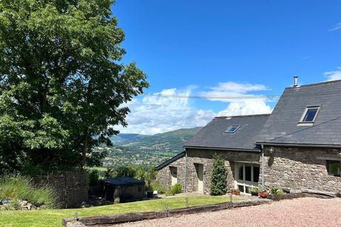 3 bedroom detached house for sale, Hillside, Llangattock, Crickhowell, Powys, NP8