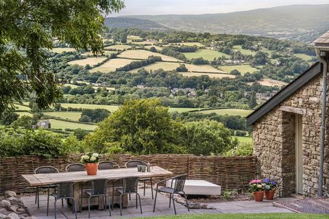 3 bedroom detached house for sale, Hillside, Llangattock, Crickhowell, Powys, NP8