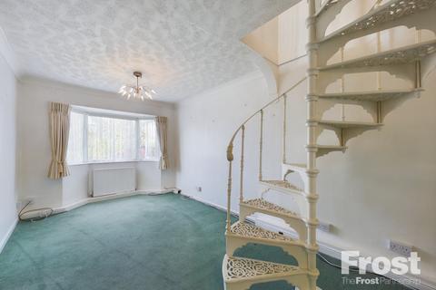 3 bedroom semi-detached house for sale, Goffs Road, Ashford, Surrey, TW15