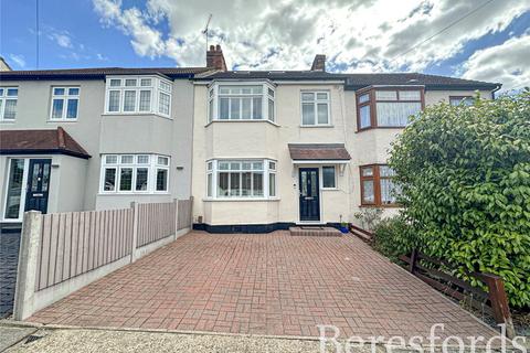 4 bedroom terraced house for sale, Woodfield Way, Hornchurch, RM12