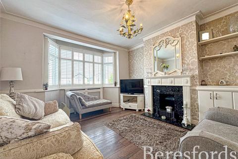 4 bedroom terraced house for sale, Woodfield Way, Hornchurch, RM12