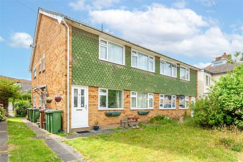 2 bedroom maisonette for sale, Pinnacle Hill, Bexleyheath, Kent, DA7