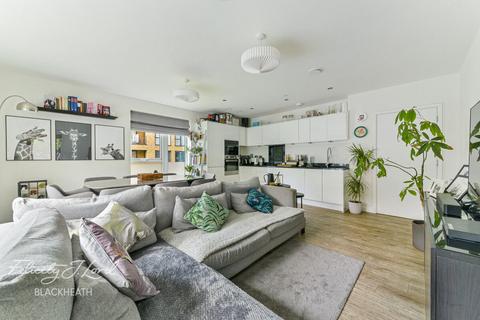 3 bedroom apartment for sale, 5 Bowen Drive, London