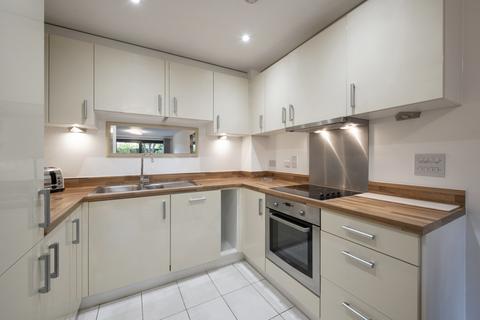 1 bedroom flat for sale, Avershaw House, 1 Chartfield Avenue, London