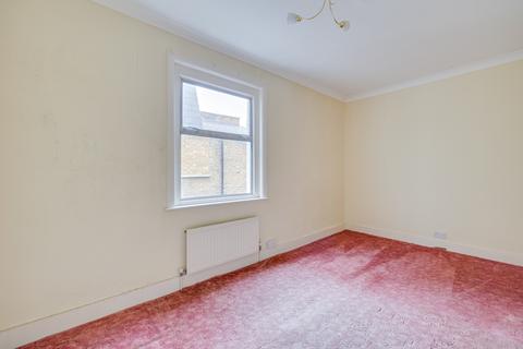 2 bedroom flat for sale, Lysia Street, London