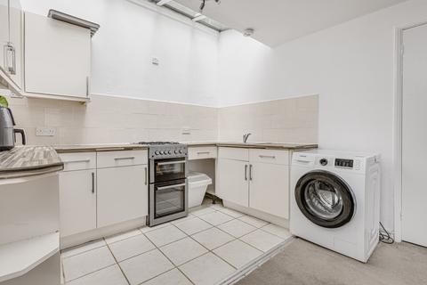 1 bedroom flat to rent, Seagrave Road, London