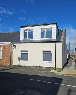 4 bedroom terraced house to rent, 9 St. Lukes Road, Sunderland