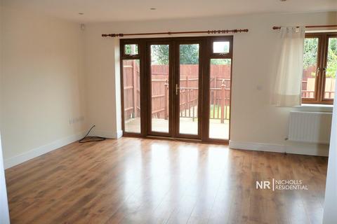 3 Sienna Close, Chessington, KT9 2HQ