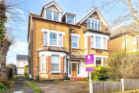 3 bedroom apartment to rent, Upper Park Road, Bromley, BR1