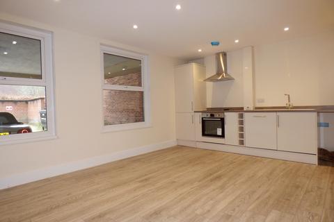 1 bedroom flat to rent, East Street, Andover SP10