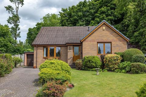 3 bedroom detached bungalow for sale, 8 Haining Park, Selkirk TD7 5AW