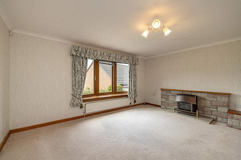 3 bedroom detached bungalow for sale, 8 Haining Park, Selkirk TD7 5AW