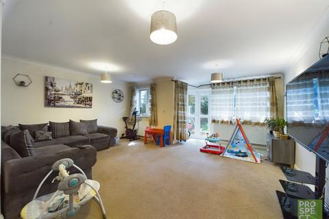 4 bedroom end of terrace house for sale, Wingrove Road, Reading, Berkshire, RG30