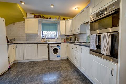 3 bedroom semi-detached house for sale, Tinkers Hill, Carlton-In-Lindrick, S81