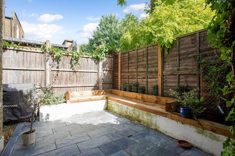 Flat 1, 98 Fawe Park Road, London, SW15 2EA