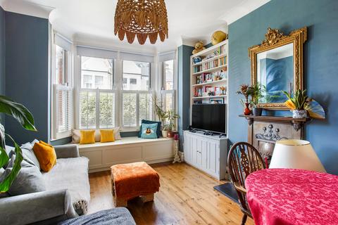 Flat 1, 98 Fawe Park Road, London, SW15 2EA