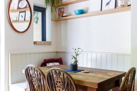 Flat 1, 98 Fawe Park Road, London, SW15 2EA
