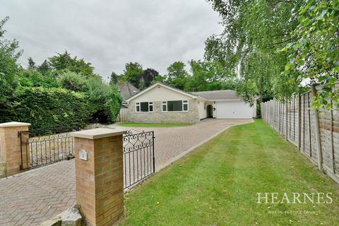 3 bedroom detached bungalow for sale, Glenmoor Road, West Parley, Ferndown, BH22