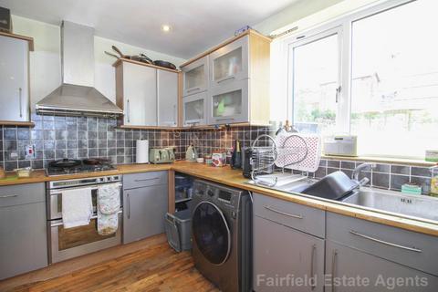 3 bedroom end of terrace house for sale, Embleton Road, South Oxhey