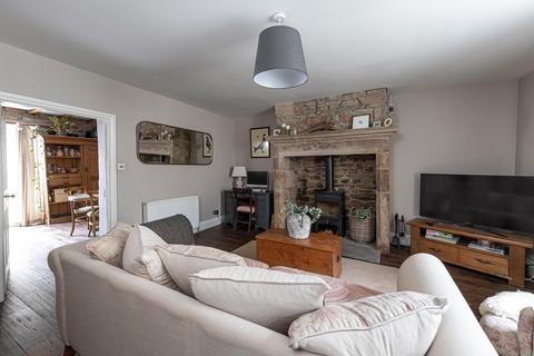 3 bedroom property for sale, 33 St Helen's Street, Corbridge, Northumberland
