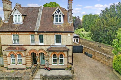 4 bedroom semi-detached house for sale, New London Road, Chelmsford, Essex, CM2