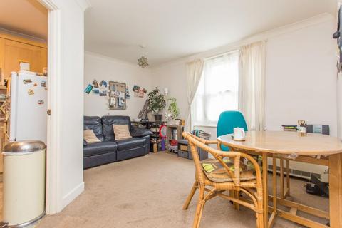 2 bedroom apartment for sale, Station Road West, Canterbury, CT2