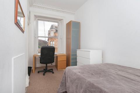5 bedroom flat to rent, 2190L – Clerk Street, Edinburgh, EH8 9JG